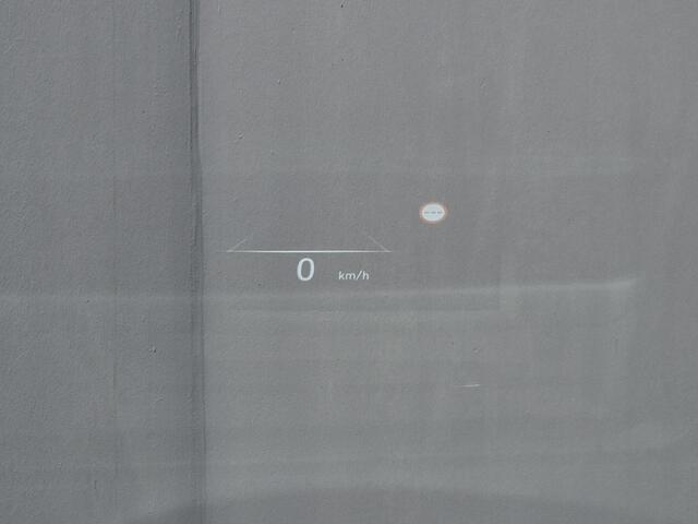 Hyundai IONIQ 6 First Edition AWD 77.4 kWh / SOH 100% / Fabrieksgarantie tot 02-2028 / Dealer onderhouden / CCS snelladen / WLTP bereik 519 km bereik stad 658 / Head Up Display / Trekgewicht 1.500 kg / Glazen schuif- en kanteldak / Stuur- Stoel & Achterbank verwarming 