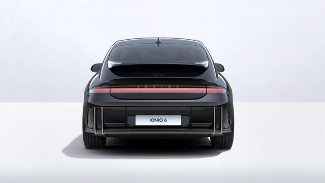 Hyundai IONIQ 6 Business 77KWH Van ¤48.230 voor 39.830!