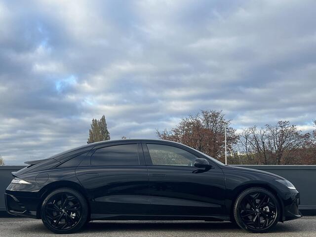 Hyundai IONIQ 6 Business 77.4kWh 228pk | ¤9.450 KORTING | NIEUW UIT VOORRAAD LEVERBAAR | LONG RANGE | 360° CAMERA | WARMTEPOMP | LUXE BEKLEDING |