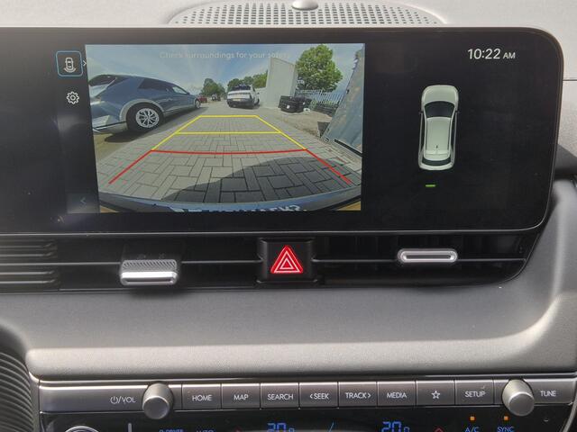 Hyundai IONIQ 5 Connect Limited 84 kWh / 1e Eigenaar / Fabrieksgarantie tot 08-2030 / SOH 100% / All season banden / Trekgewicht 1600 kg / CCS snellader / Elektrische achterklep / Stuur- & Stoelverwarming / Adaptief cruise control / Warmtepomp / Achteruitrijcamera /