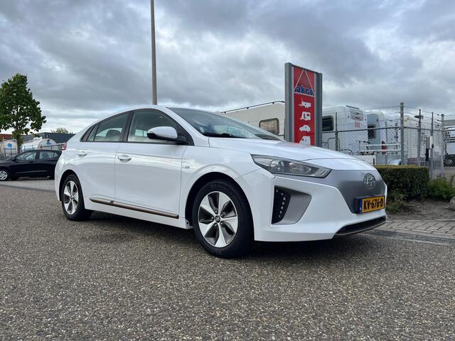 Hyundai IONIQ Comfort EV | Adap. Cruise Control | Carplay | Camera | Infinity geluidsysteem | Elek. Verstelbare Spiegels