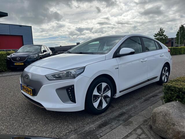 Hyundai IONIQ Comfort EV | Adap. Cruise Control | Carplay | Camera | Infinity geluidsysteem | Elek. Verstelbare Spiegels