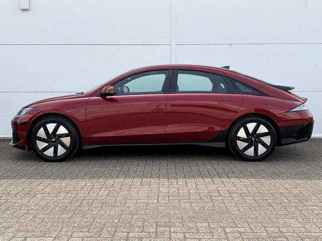 Hyundai IONIQ 6 Style 53 kWh / Soh 100% / Airco (automatisch) / Cruise control adaptief met Stop&Go en stuurhulp /