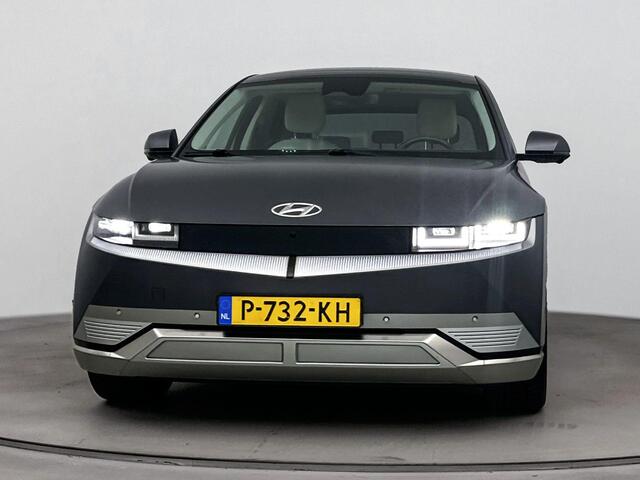 Hyundai IONIQ 5 Lounge 73kWh | SOH %97.3 | Trekhaak 1600kg | Achteruitrij camera | Apple Carplay/Android Auto | Dodehoek detectie | Elektrische stoelen |