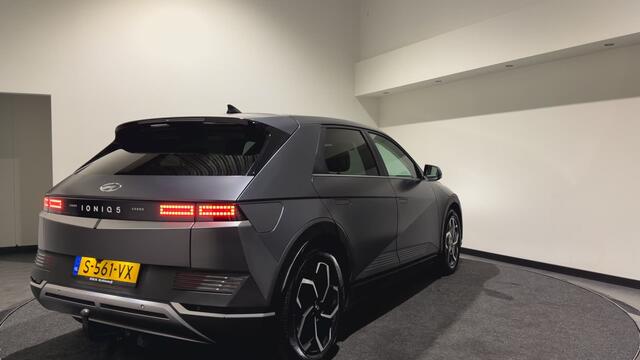 Hyundai IONIQ 5 Connect+ 77.4 kWh | Leder interieur | Trekhaak | Full Option | Soh (batterijcheck) Waarde 92,7 %