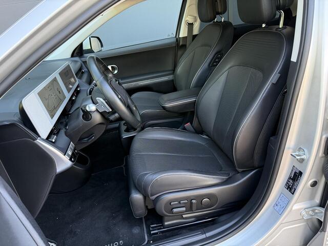 Hyundai IONIQ 5 Lounge 73kWh / Eerste Eigenaar / Dealer Onderhouden / Trekhaak / 1600KG Trekgewicht / Elektrische Stoelen met Geheugen / 360º Camera / Stoel Verwarming+Verkoeling / Stuur Verwarming / SOH 93% / Head-Up Display / 20'' LM Velgen /