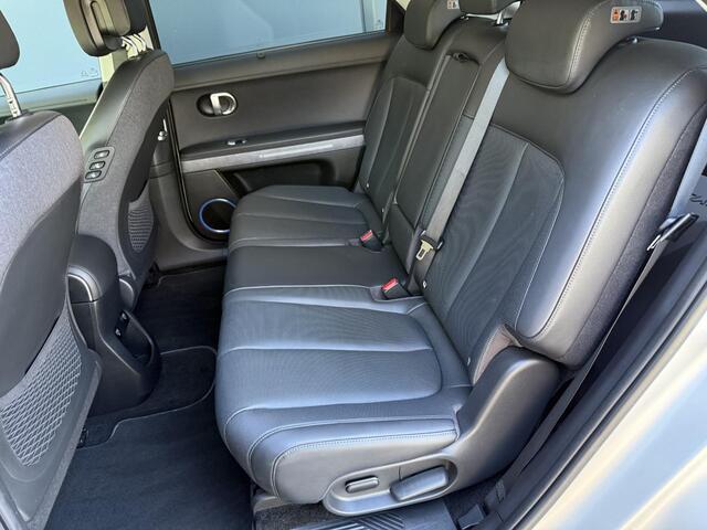 Hyundai IONIQ 5 Lounge 73kWh / Eerste Eigenaar / Dealer Onderhouden / Trekhaak / 1600KG Trekgewicht / Elektrische Stoelen met Geheugen / 360º Camera / Stoel Verwarming+Verkoeling / Stuur Verwarming / SOH 93% / Head-Up Display / 20'' LM Velgen /