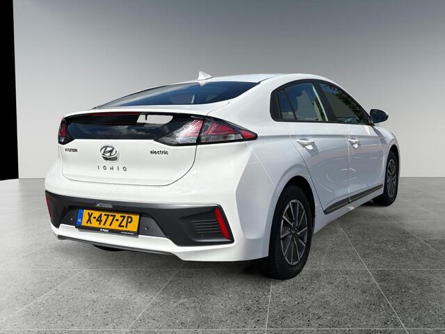 Hyundai IONIQ Comfort EV 38kWh 136pk | SOH 100%| PDC ACHTER | CAMERA | APPLE CARPLAY / ANDROID AUTO | CRUISE CONTROL |
