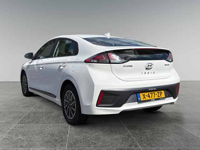 Hyundai IONIQ Comfort EV 38kWh 136pk | SOH 100%| PDC ACHTER | CAMERA | APPLE CARPLAY / ANDROID AUTO | CRUISE CONTROL |