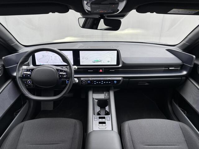 Hyundai IONIQ 6 Connect 77.4 kWh / SOH 100%/ Warmtepomp / 20" / CCS snellader / Fabrieksgarantie tot 1-2030 / 8 Jaar Batterij Garantie / Camera / 1.500 KG Trekgewicht / Adaptieve Cruise / Stoel, Stuur & achterbank Verwarming / Apple carplay/Android auto /