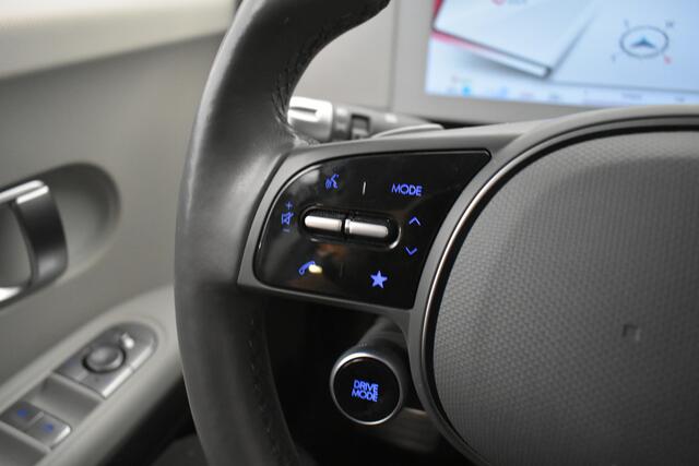 Hyundai IONIQ 5 Connect 77.4 kWh Warmtepomp SOH 99% Camera El A-klep + Stoelen Winterpack