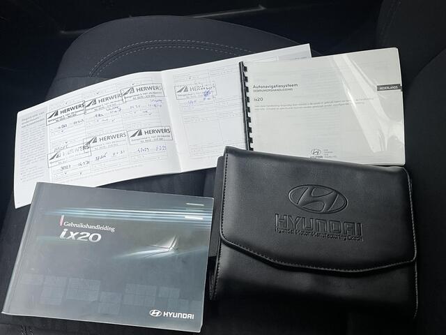 Hyundai IX20 1.4i Go! / airco / navigatiesysteem / Bluetooth telefoonvoorbereiding / dealer onderhouden /