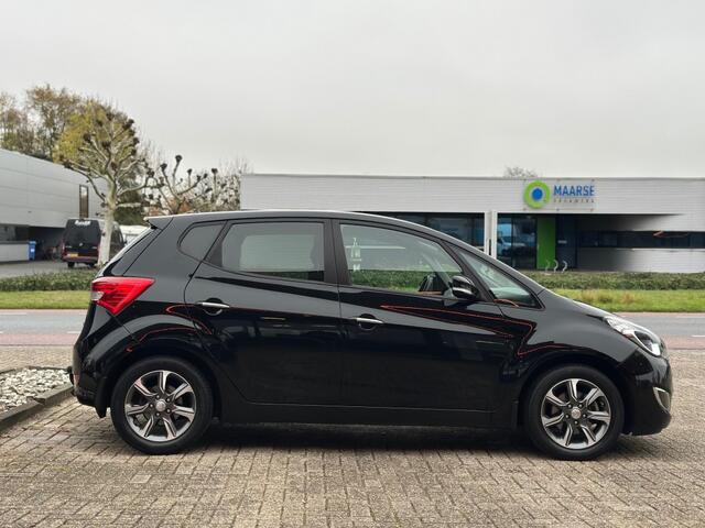 Hyundai IX20 1.4I GO! '' Camera - Trekhaak - Allseasonbanden - PDC ''
