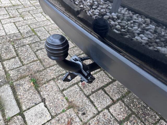 Hyundai IX20 1.4I GO! '' Camera - Trekhaak - Allseasonbanden - PDC ''