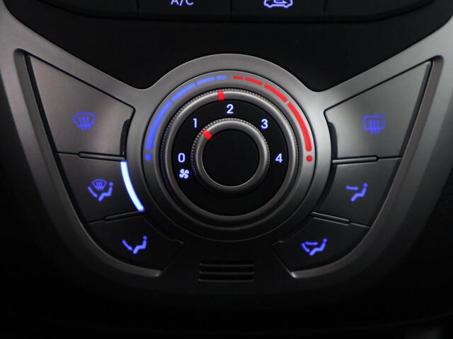 Hyundai IX20 1.4i Go! | Navigatie | Airco | Trekhaak |