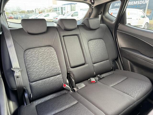 Hyundai IX20 1.4i Go! | Navi | Parkeercamera | Prijs is rijklaar