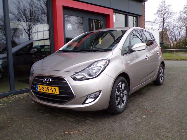 Hyundai IX20 1.6i Premium Stoel/stuurverwarming PDC