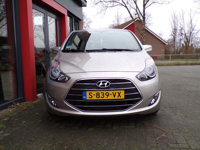Hyundai IX20 1.6i Premium Stoel/stuurverwarming PDC