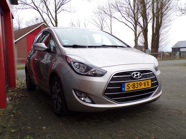 Hyundai IX20 1.6i Premium Stoel/stuurverwarming PDC
