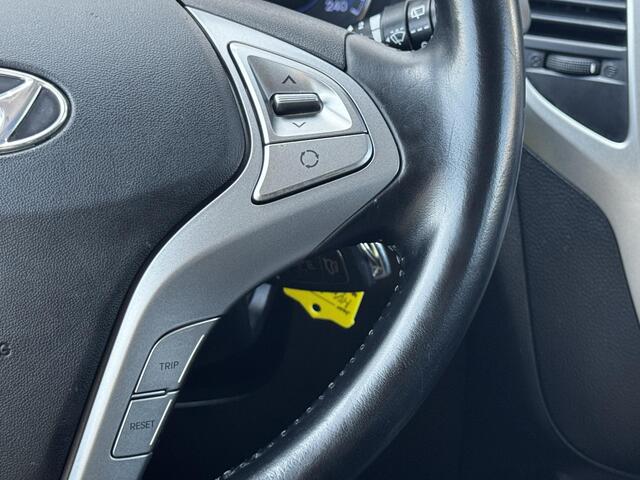 Hyundai IX20 1.4i Go! / Navigatie / Achteruitrijcamera / Bluetooth telefoonvoorbereiding / parkeersensoren achter/