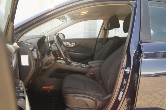 Hyundai Kona EV Comfort 64kWh -3FASE-NAVI-ECC-CAM-