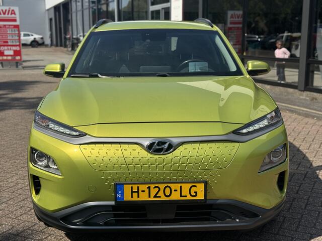 Hyundai Kona EV Fashion 64 kWh Trekhaak|3Fase|Camera