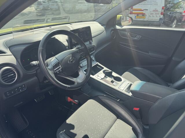 Hyundai Kona EV Fashion 64 kWh Trekhaak|3Fase|Camera