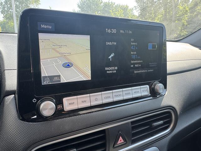 Hyundai Kona EV Fashion 64 kWh Trekhaak|3Fase|Camera