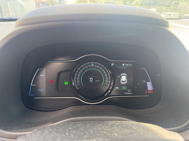 Hyundai Kona EV Fashion 64 kWh Trekhaak|3Fase|Camera