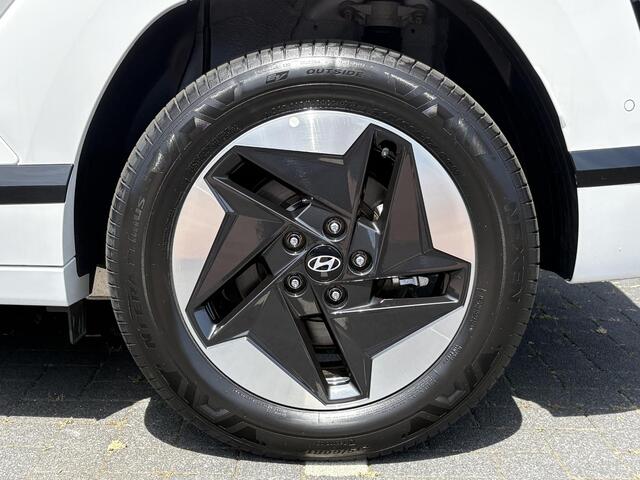Hyundai Kona Electric Premium 65.4 kWh | Lederen bekleding incl ventilatie & verwarming | Apple Carplay & Android Auto | 360 Camera| Dodehoek detectie | | 17'' Lmv |