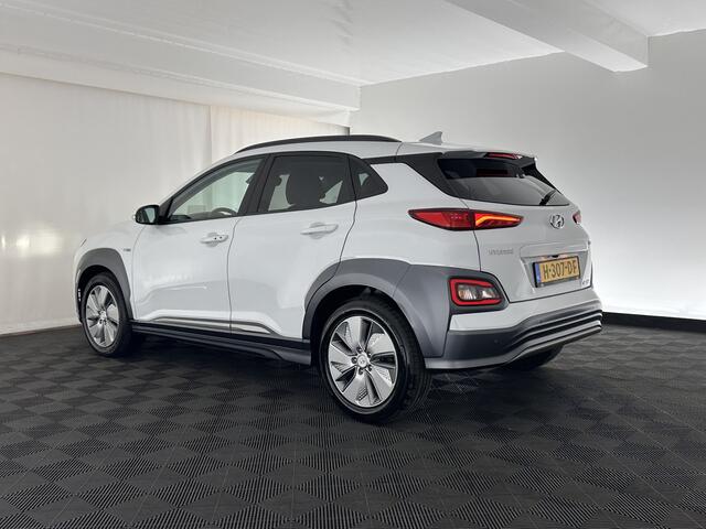 Hyundai Kona EV Premium 64 kWh *FULL-LEATHER | HEAD-UP | SUNROOF | FULL-LED | NAVI-FULLMAP | DAB | ADAPTIVE-CRUISE | KEYLESS | CAMERA | BLIND-SPOT | LANE-ASSIST | DIGI-COCKPIT | COMFORT-SEATS | 17''ALU*