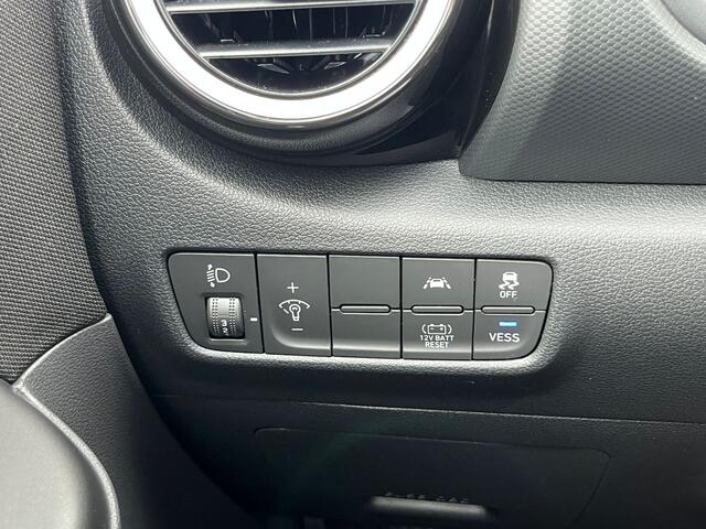 Hyundai Kona 1.6 GDI HEV Comfort | Navigatie | Trekhaak | Camera | Stoel/Stuurwiel Verwarming |