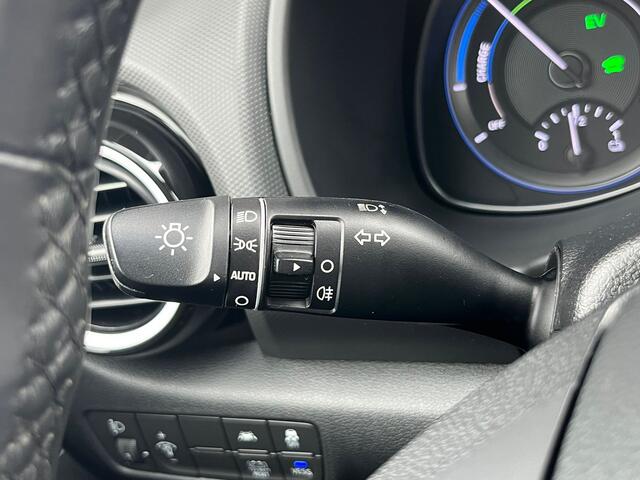 Hyundai Kona 1.6 GDI HEV Comfort | Navigatie | Trekhaak | Camera | Stoel/Stuurwiel Verwarming |