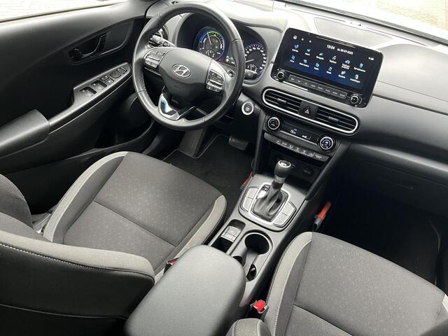 Hyundai Kona 1.6 GDI HEV Fashion | Hybride | Navigatie | Trekhaak | Camera | Dealer onderhouden |