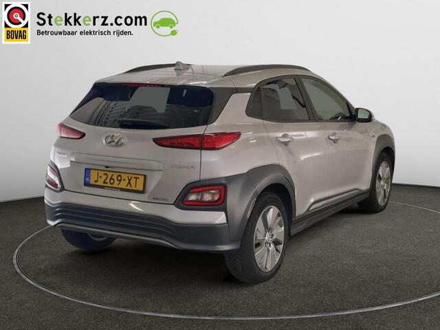 Hyundai Kona EV Premium 64 kWh Zeer luxe iutvoering!