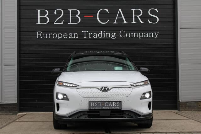Hyundai Kona EV Premium 64 kWh Schuifdak - Head-up - Leer - LED