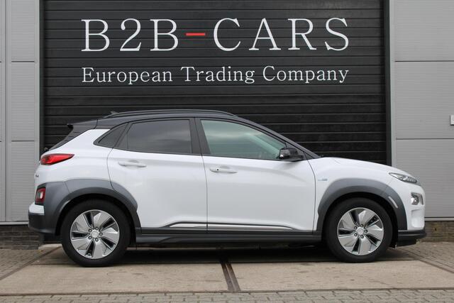 Hyundai Kona EV Premium 64 kWh Schuifdak - Head-up - Leer - LED