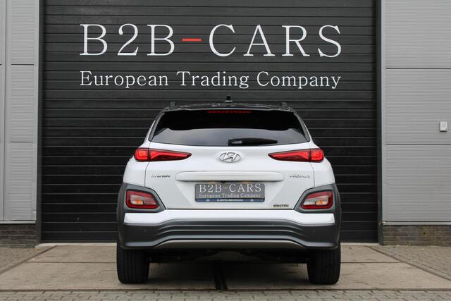 Hyundai Kona EV Premium 64 kWh Schuifdak - Head-up - Leer - LED