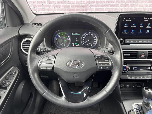 Hyundai Kona 1.6 GDI HEV Premium | Adaptive Cruise Control | Stoelverwarming/ventilatie | Camera | Apple Carplay/Android Auto | Climate Control | Keyless Entry/Go | Licht/Regen Sensor |