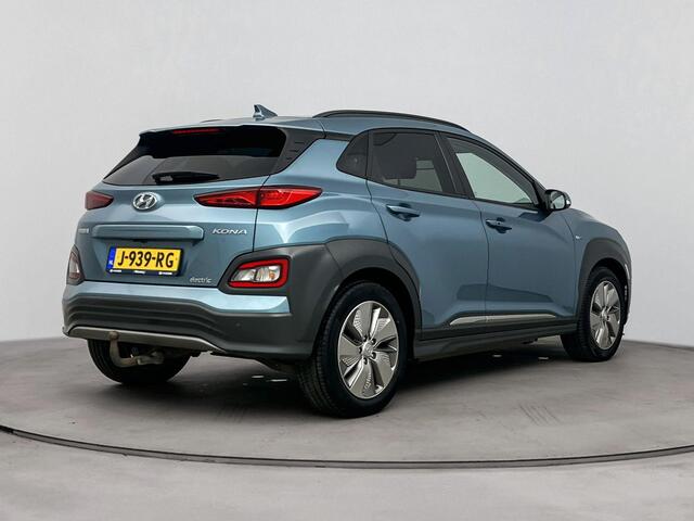 Hyundai Kona Electric Fashion 64 kWh | Trekhaak | 3fase | Navigatie | achteruit camera | Apple carplay |