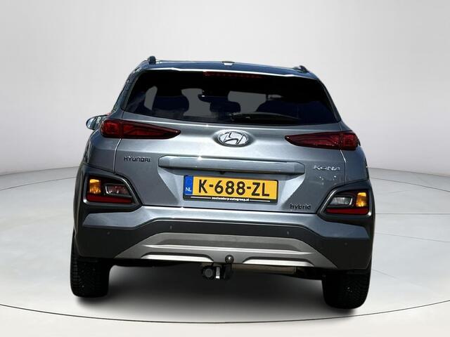 Hyundai Kona 1.6 GDI HEV Fashion Trekhaak| Climate control| Applecarplay| Sportvelgen| Head up display| All Season banden|