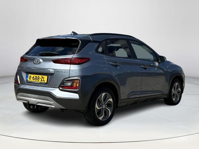 Hyundai Kona 1.6 GDI HEV Fashion Trekhaak| Climate control| Applecarplay| Sportvelgen| Head up display| All Season banden|
