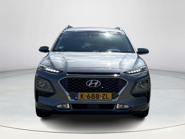Hyundai Kona 1.6 GDI HEV Fashion Trekhaak| Climate control| Applecarplay| Sportvelgen| Head up display| All Season banden|