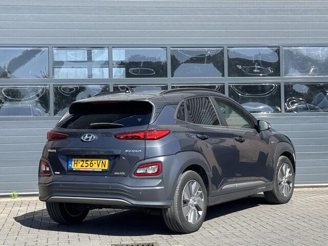 Hyundai Kona EV FASHION 64 KWH I 3 FASE LADEN I APPLE CARPLAY I CRUISE CONTROL I ACHTERUITRIJCAMERA