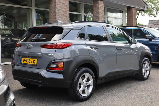 Hyundai Kona 1.0 T-GDI Comfort CARPLAY CAMERA STOEL/STUURVERW. HILL-HOLD DAB CRUISE CLIMA KRELL-AUDIO NAVI PDC LMV ALL-SEASONS