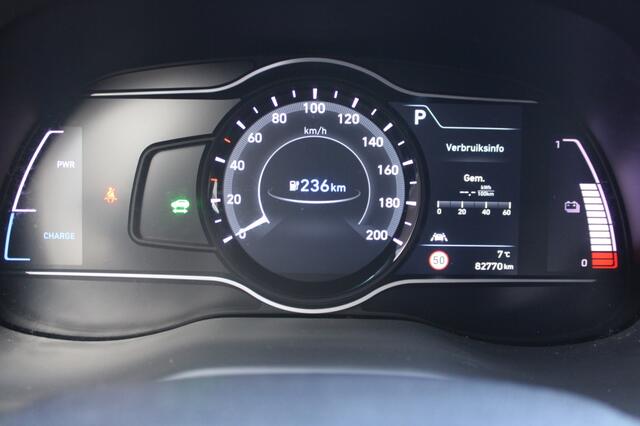 Hyundai Kona EV Premium 64 kWh