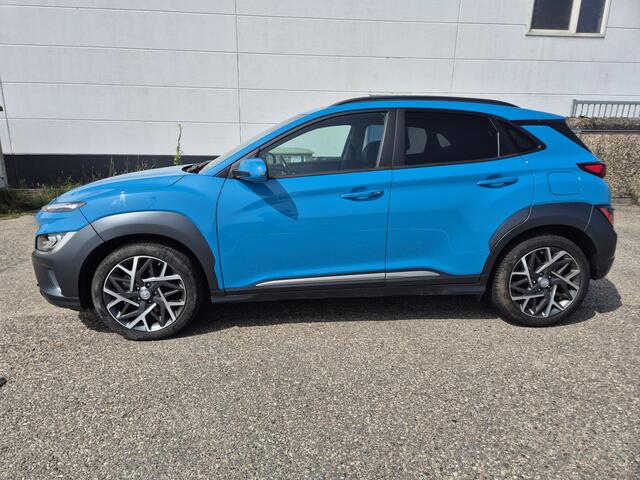Hyundai Kona 1.6 GDI HEV Premium export price LEDER marge full options 18.000km