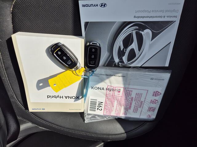 Hyundai Kona 1.6 GDI HEV Premium export price LEDER marge full options 18.000km