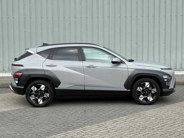 Hyundai Kona 1.6 GDI HEV Comfort Smart / Origineel Nederlands / Dealer Onderhouden / Vierseizoenenbanden / Garantie t/m 16-07-2024 / 1.200 KG Trekgewicht / Adaptieve Cruise Control / Navigatie / Stoel & Stuurverwarming / Apple CarPlay & Android Auto /Parkeersensoren V