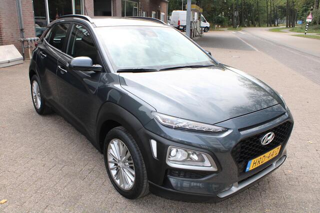 Hyundai Kona 1.0 T-GDI Apple/Android carplay, Airco, CC, Leder, Parksens. A, NAVI, Stoel en Stuurverwarming, Achteruitrijcamera 17" LMV